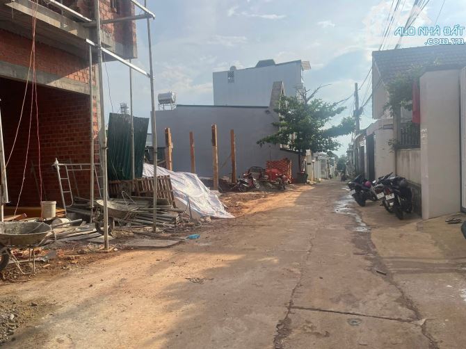 ĐẤT HẺM 175 Y MOAL - DÀI 37m SIÊU HIẾM PHƯỜNG TÂN LỢI