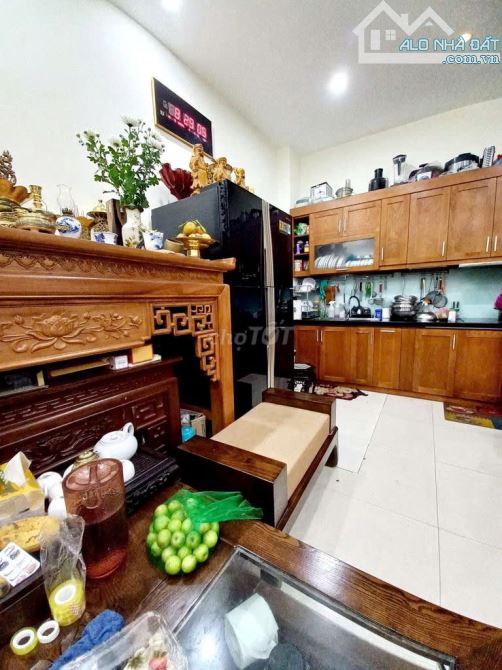 Siêu phẩm nhà riêng Thái Hà. Lô góc 3 mặt thoáng. Ngõ nông,Nhà mới dọn đến ở ngay