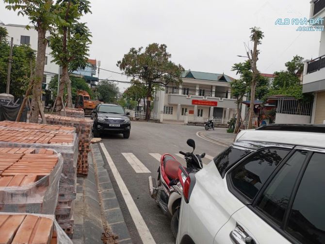 Đất khu ĐẤU GIÁ: 73m LÔ GÓC, đường 13m, ngay HỒ nhỉnh 11tỷ - 2