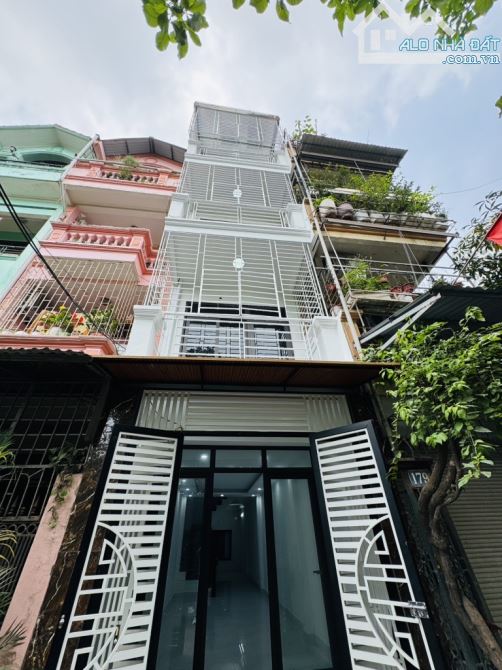 👉 Bán nhà Lĩnh Nam 48m2 10 tỷ: NGÕ Ô TÔ - KINH DOANH ONLINE, Ô TÔ VÀO NHÀ, NGÕ THÔNG SANG