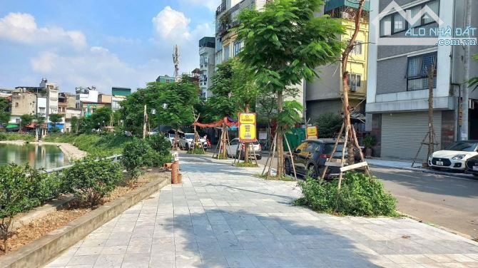 BÁN ĐẤT MẶT HỒ LINH QUANG, ĐỐNG ĐA, 420M2, MT12M, GIÁ ĐẦU TƯ HẠ CHÀO 40% GPXD 9 NỔI 1 HẦM