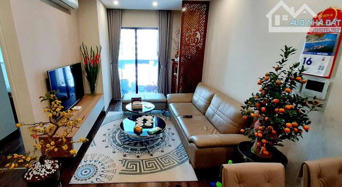 CHO THUÊ CĂN HỘ 2PN, 2WC, Full đồ, GOLDSEASON – TÒA SP, tầng cao, chỉ 14tr