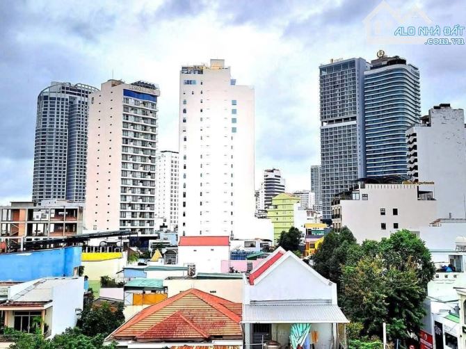 Nhân - Nhà ngang hơn 7m đường Bạch Đằng Khu Phố Hàn