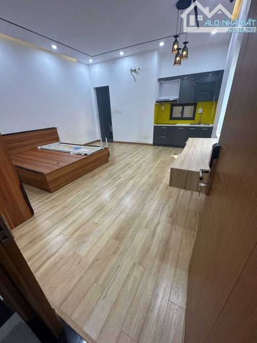 ☀️ Nhà 5 tầng - Mặt tiền Hoà Minh - Dòng Tiền lớn - Công Năng linh hoạt.
