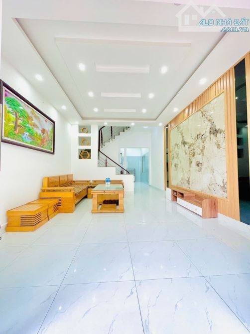 🍀Bán nhà 3 tầng ngõ 311 Đằng Hải, Hải An, HP - DTMB ~42m2 - Công năng gồm : phòng khách,