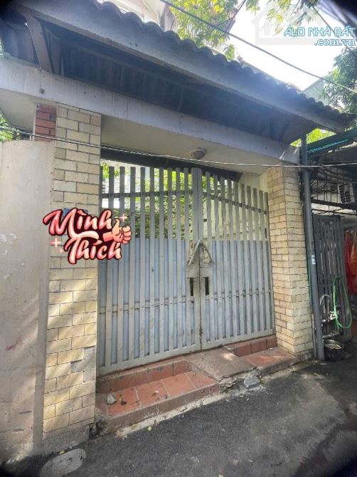 CHÍNH CHỦ BÁN MẢNH ĐẤT 690 LẠC LONG QUÂN -TẶNG NHÀ-ÔTÔ ĐỖ CỔNG-120M2-18,4TỶ-TRỊNH CÔNG SƠN