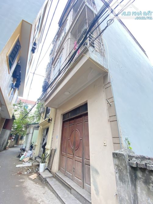 Bán đất gần phố Trịnh Văn Bô, 52m2, gần phố, kinh doanh, ô tô vào nhà. Giá chào: 9,7 tỷ.