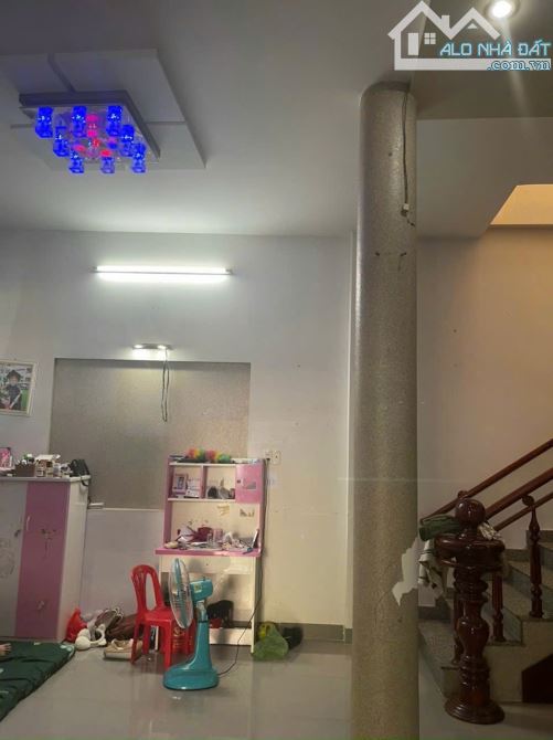 Bán nhà hẻm ô tô 410 phần bội Châu giá tốt