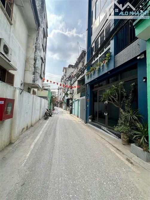 ĐÓN QUY HOẠCH CẦU TỨ LIÊN, LÔ ĐẤT 100M2 XÂY CCMN, 160TR/M2 GIA ĐẦU TƯ, NGÕ ĐẸP