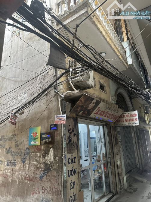 BÁN NHÀ 4 TẦNG CŨ BA ĐÌNH 30M2 MT3,4M NGÕ THÔNG LÔ GÓC 3 THOÁNG GIÁ 5 TỲ