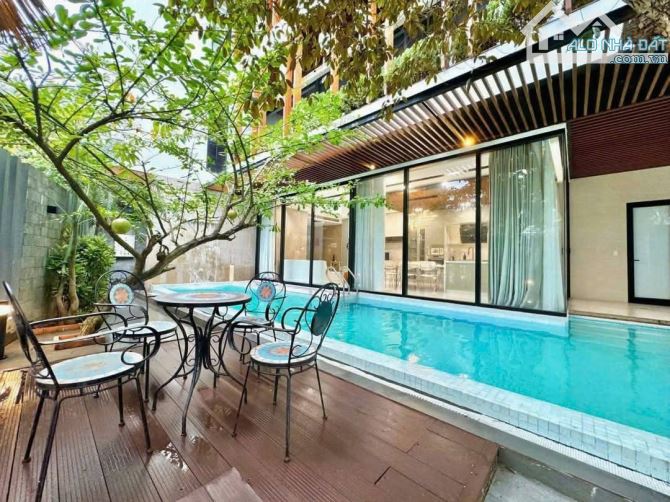 Hơn 21 TỶ: BÁN BIỆT THỰ 2 MẶT TIỀN ĐÀ NẴNG - Gần SÂN BAY QUỐC TẾ: 18 x10,83m - 4 TẦNG 4 PN