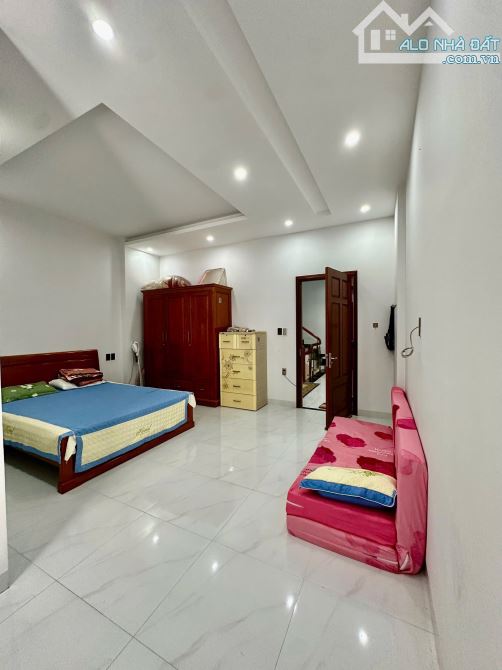 Bán nhà 4 tầng đường 10.5m Lê Sĩ - Hoà Xuân - Cẩm Lệ - 10