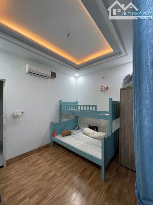 BÁN NHÀ HẺM XH - 4 TẦNG- 4 P.NGỦ - PHAN VĂN HỚN - TTN , Q12 - GIÁ 6,5TỶ - 10