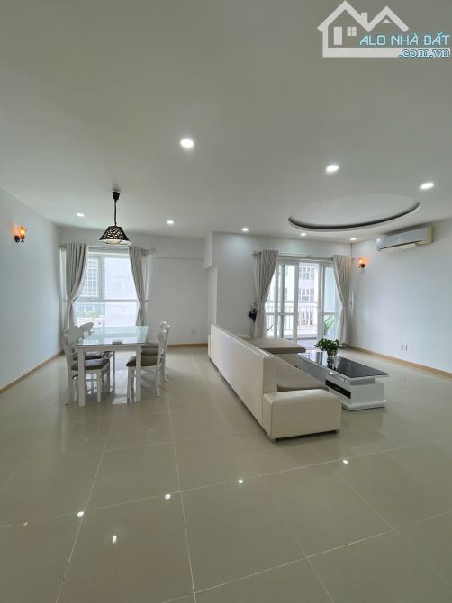 Bán căn hộ cao cấp Đà Nẵng Plaza, Hải Châu, Đà Nẵng DT 131m2, 3 phòng ngủ - 10