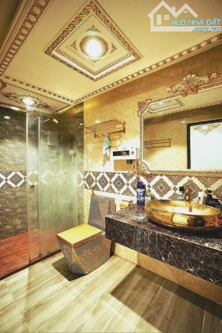 Bán nhà MT Hoàng Lê Kha, Bến Phú Lâm, 5,3x20, nội thất NK cao cấp, nhỉnh 15 tỷ - 11