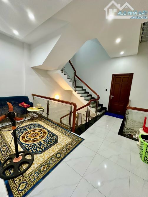 Bán nhà 4 tầng đường 10.5m Lê Sĩ - Hoà Xuân - Cẩm Lệ - 11