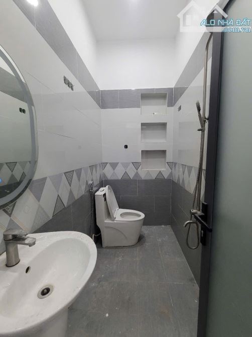nhà 60m2 3ty750 TL 1 trệt 2 lầu, đúc 3 tấm,trục chính KDC, p.Bình Chuẩn - 11