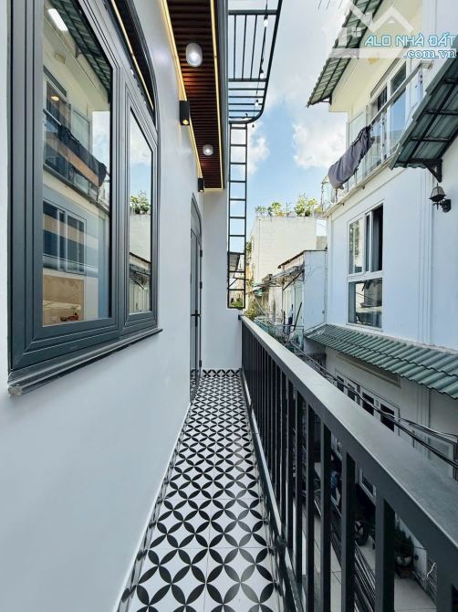 NHÀ 1LẦU MỚI ĐƯỜNG SỐ 8 , PHƯỜNG 11 , QUẬN - GV - 11
