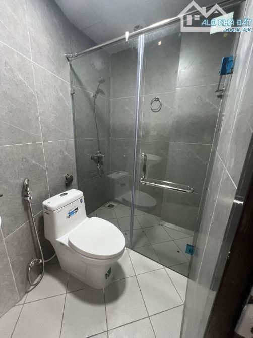 🏡 NHÀ 6 TẦNG SIÊU ĐẸP NGÔ GIA TỰ - 🚘 QUAY ĐẦU - GIÁ CHỈ 11 TỶ - 11