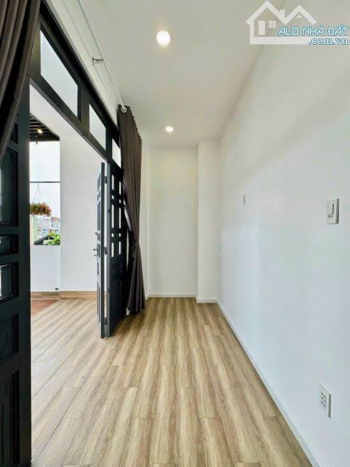 Nhà đẹp vuông vức. 80m² gần Vạn Hạnh mall xây 1 trệt 2. Hẻm oto 7m thoáng, giá 4 tỷ 350 - 11