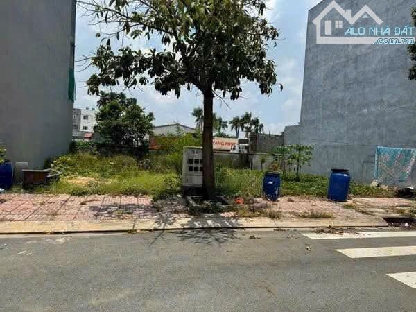 ĐẤT KHU DÂN CƯ PHÚC ĐẠT GẦN BX TÂN ĐÔNG HIÊP, DĨ AN, DT 60M2 , ĐUONG NHỰA 7M THÔNG, 2.6 TỈ - 1