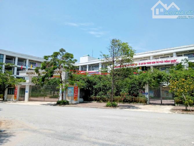 ĐẤU GIÁ PHÚ LƯƠNG 2 - DT50m2, MT5M - ĐƯỜNG THÊNH THANG, VỈA HÈ RỘNG - SÁT QL21B - 2