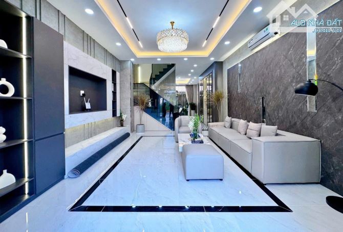 Bán Gấp Nhà Đẹp 2 Tỷ 500 – 4PN, 240m² – Hẻm Ô Tô – Gần Trung Tâm Thủ Dầu Một - 1