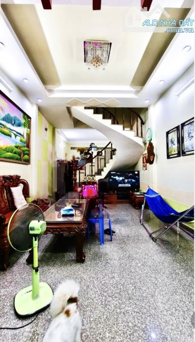 Bán nhà hẻm 8 thông, gần Nguyễn Sơn, Quận Tân Phú, 56m2, 4 tầng, giá 8,65 tỷ TL - 1