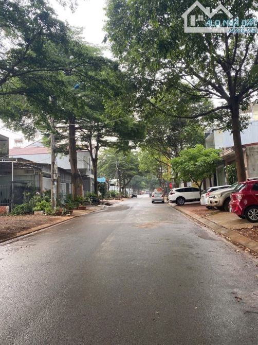 ❤️🤘BÁN ĐẤT MĂT TIỀN TÔN THẤT TÙNG (đất đấu giá) Khu LÊ VỤ - 1