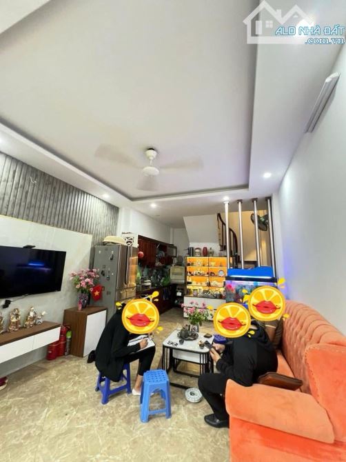 BÁN NHÀ TRỊNH ĐÌNH CỬU - MẶT NGÕ KINH DOANH - MẶT TIỀN TIÊU CHUẨN CAO - LÔ GÓC - 1