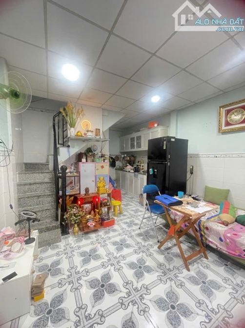 Nhà 2 tầng đường THẠNH LỘC 04 phường THẠNH LỘC Q12, dt 28m²(4mx7m)💰2,39 tỷ. - 1