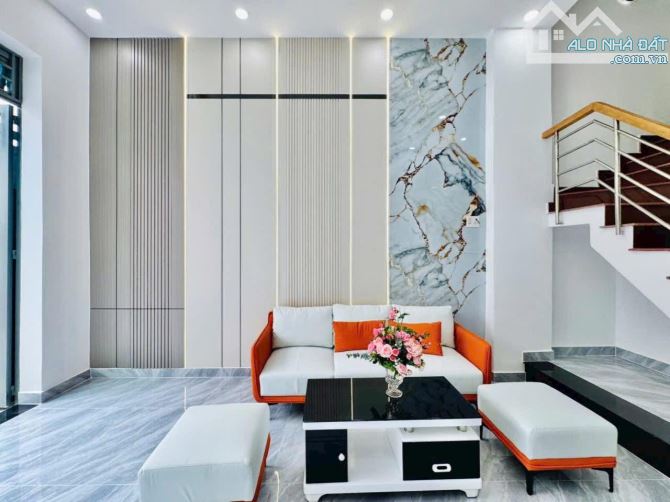 Bán nhà 2 tầng, 48m2 ngay Trần Thiện Chánh, Quận 10. Giá: 3 Tỷ 110. SHR, hẻm xe hơi 5m - 1