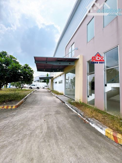 Cho thuê xưởng 3100m2 trong kcn AMATA phường Long Bình Biên Hòa Đồng Nai giá rẻ - 1