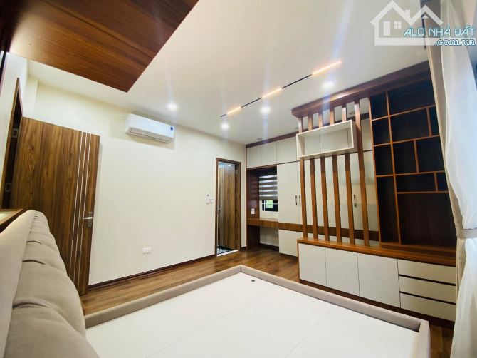 BÁN MẶT PHỐ CỰ LỘC - LÔ GÓC - KINH DOANH OTO TRÁNH - 6 TẦNG THANG MÁY - 1