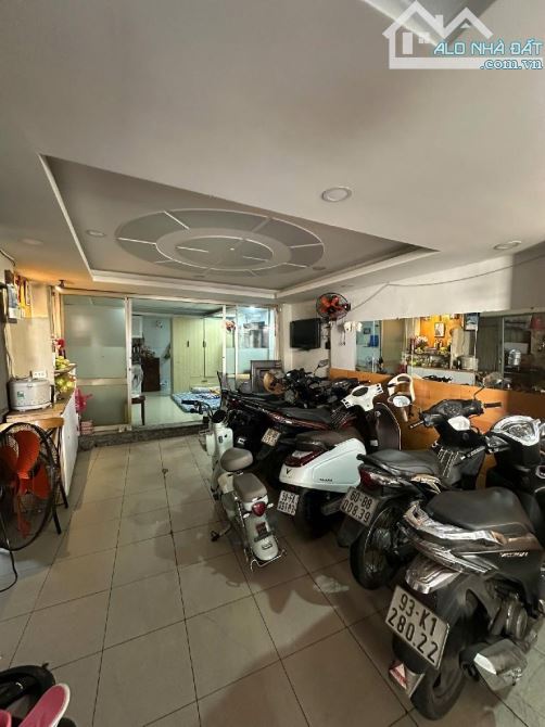 🏡MẶT TIỀN LÔ NHÌ ĐƯỜNG HOÀNG SA - 65M2 - 4 TẦNG - DÒNG TIỀN 30TR - 1