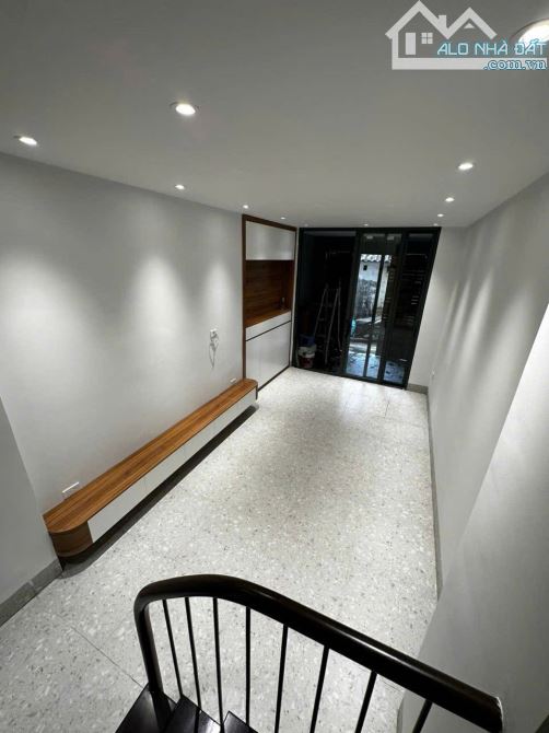 Bán nhà 6T Đường Láng, Đống Đa, 35m2, MỚI KOONG ở ngay, 9.5 tỷ - 1