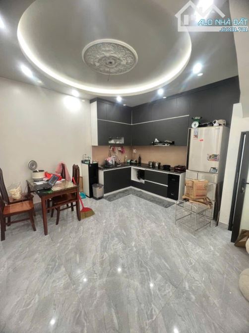 🏡 BÁN NHÀ 4 TẦNG LÔ GÓC – MẶT NGÕ MIẾU HAI XÃ, LÊ CHÂN – 42M² – CHỈ 4,25 TỶ 🚘 - 1