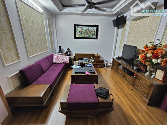 GỐC ĐỀ - HAI BÀ TRƯNG : 37M x 5 TẦNG, NGÕ BA GÁC, GIÁ CHÀO 8,9 TỶ - 1