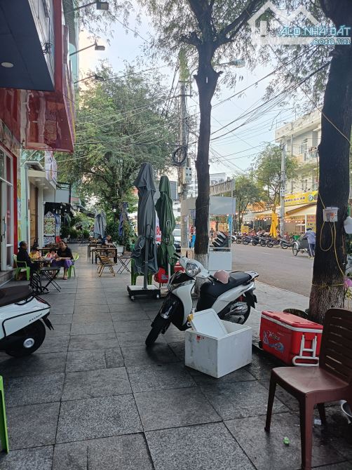 Bán nhà mặt tiền view biển Xuân Diệu phố biển Quy Nhơn - 1