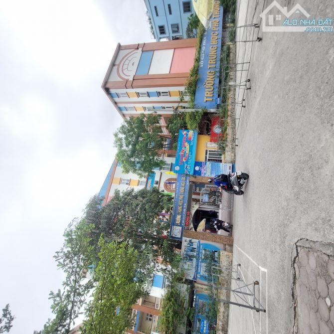 BÁN NHÀ KHU PHÂN LÔ CÁN BỘ XA LA Ô TÔ VÀO NHÀ KHU VỰC DÂN TRÍ CAO AN NINH TUYỆT VỜI - 1
