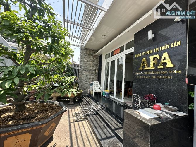 NHÀ MẶT TIỀN NGUYỄN DU VIEW SÔNG HẬU NGAY TRUNG TÂM GIÁ CỰC TỐT. - 1