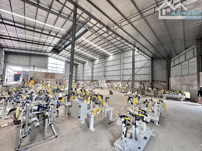 1000m kho xưởng CCN Ngọc Sơn – Chúc Sơn cần cho thuê, container lùi cửa, giá 60tr/th - 1
