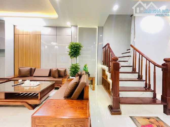 Nhà phân lô ô tô tránh 60m 5Tầng MT5m giá 17.6tỷ - 1