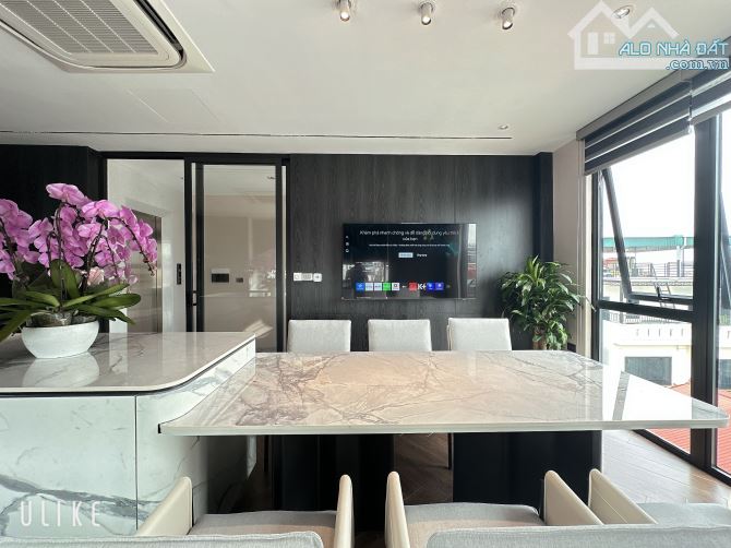 Chính chủ e bán nhà 7 tầng, thang máy ngõ 193 Bồ Đề - 1