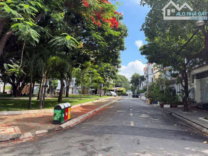 BÁN NHÀ TÊN LỬA - VIEW CÔNG VIÊN 90m2 - 4.5x20m - 4 TẦNG - NHỈNH 12 TỶ - 1