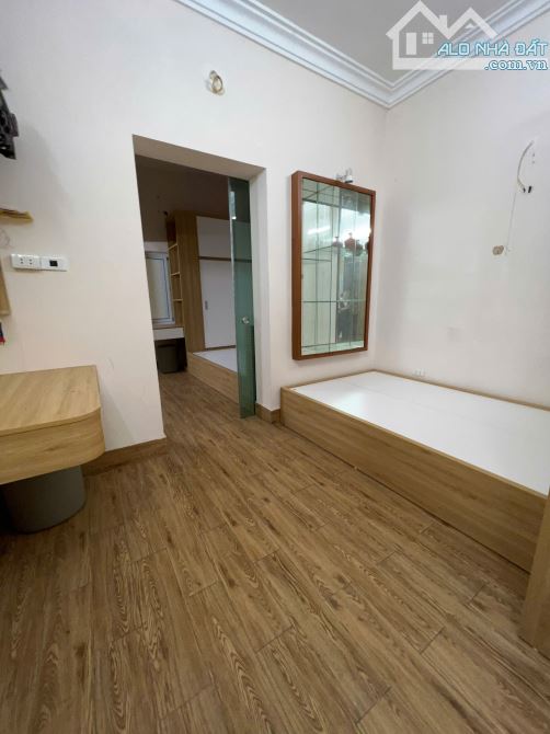 tôi cần bán căn hộ 203 tập thể Dệt Kim Đông Xuân - Thọ Lão, Quận HAi Bà Trưng - 1