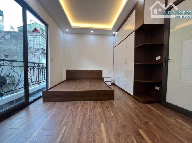 Bán Gấp Nhà Mỹ Đình, Phố Xuân Phương, 35m, 5T, Giá  5 Tỷ, Ô TÔ Siêu Gần - 1