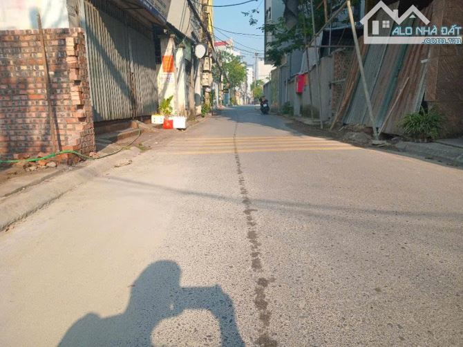 Bán đất Hưng Yên đất ở đô thị giá 1 tỷ xx ngõ ô tô cách Hà Nội khoảng 25km. + Diện tích 71 - 1