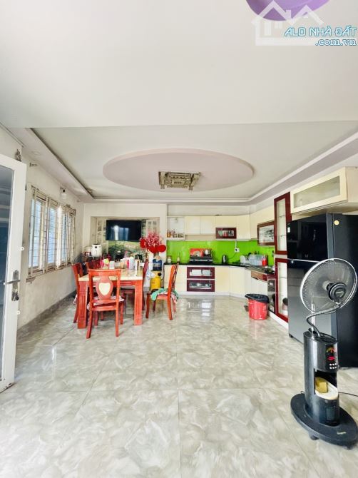 BÁN NHÀ SIÊU VIP TÂN SƠN NHì - TÂN PHÚ ngang 5.5 x 13m 4 tầng giá 7.3 tỷ tl - 1