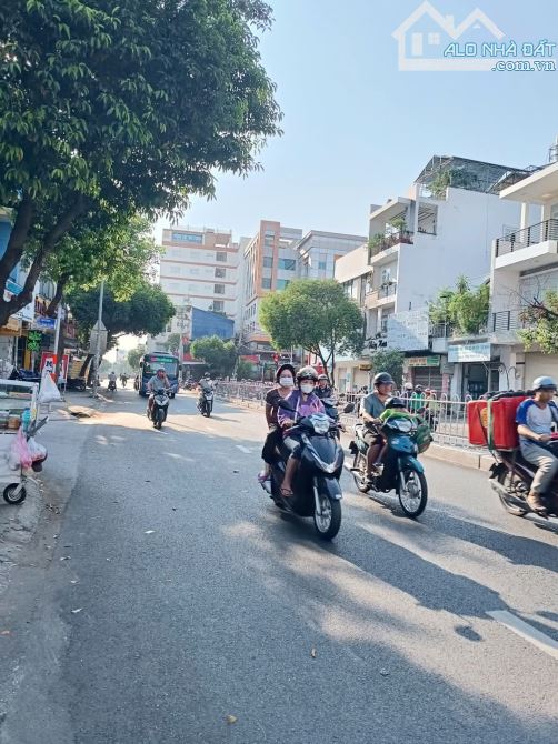 Bán nhà MTKD Nguyễn Sơn Tân Phú 8.4x17.5m đúc 2 lầu giá 41 tỷ TL (gần Lê Khôi) - 1